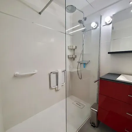 Miougrano 2 Pieces Climatise 45m2 Piscine Parking Fréjus