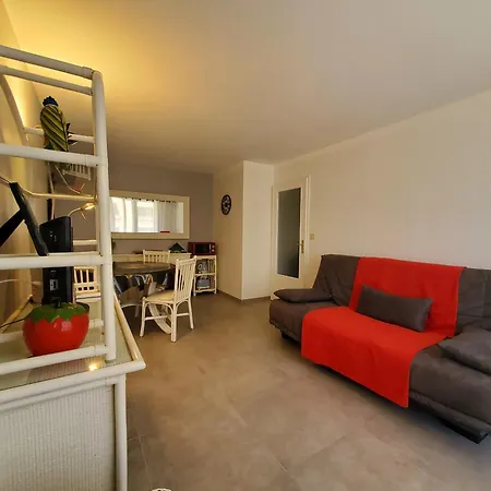 Miougrano 2 Pieces Climatise 45m2 Piscine Parking * Fréjus